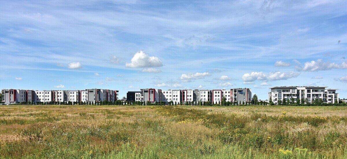 Agencje nieruchomości Warszawa Bemowo Chrzanów - na uboczu Warszawy
